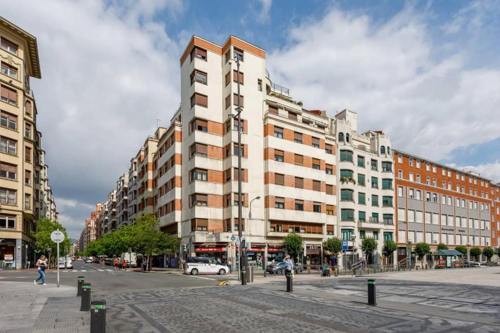 URBAN ROOMS habitaciones con WIFI y smart TV Bilbao Habitación foto